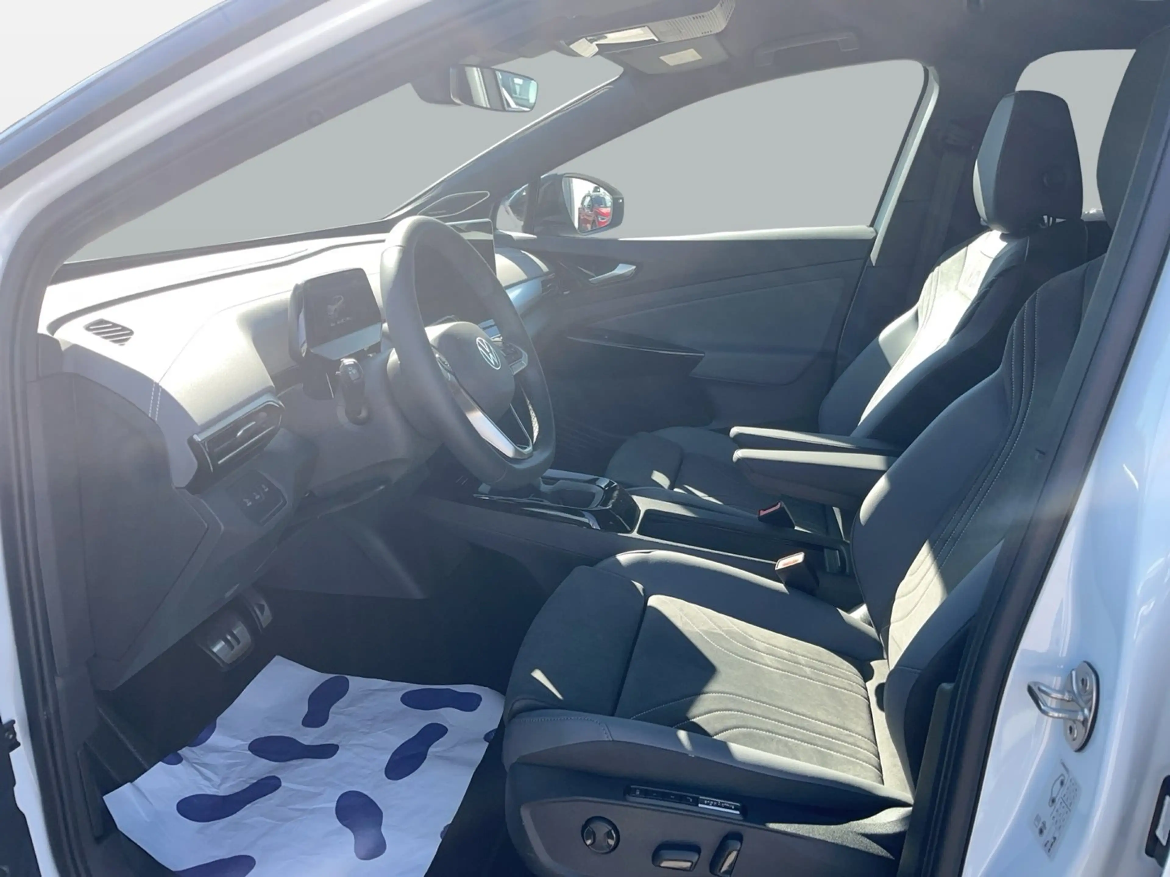 Volkswagen ID.4 Pro 210 kW Business — photo 9