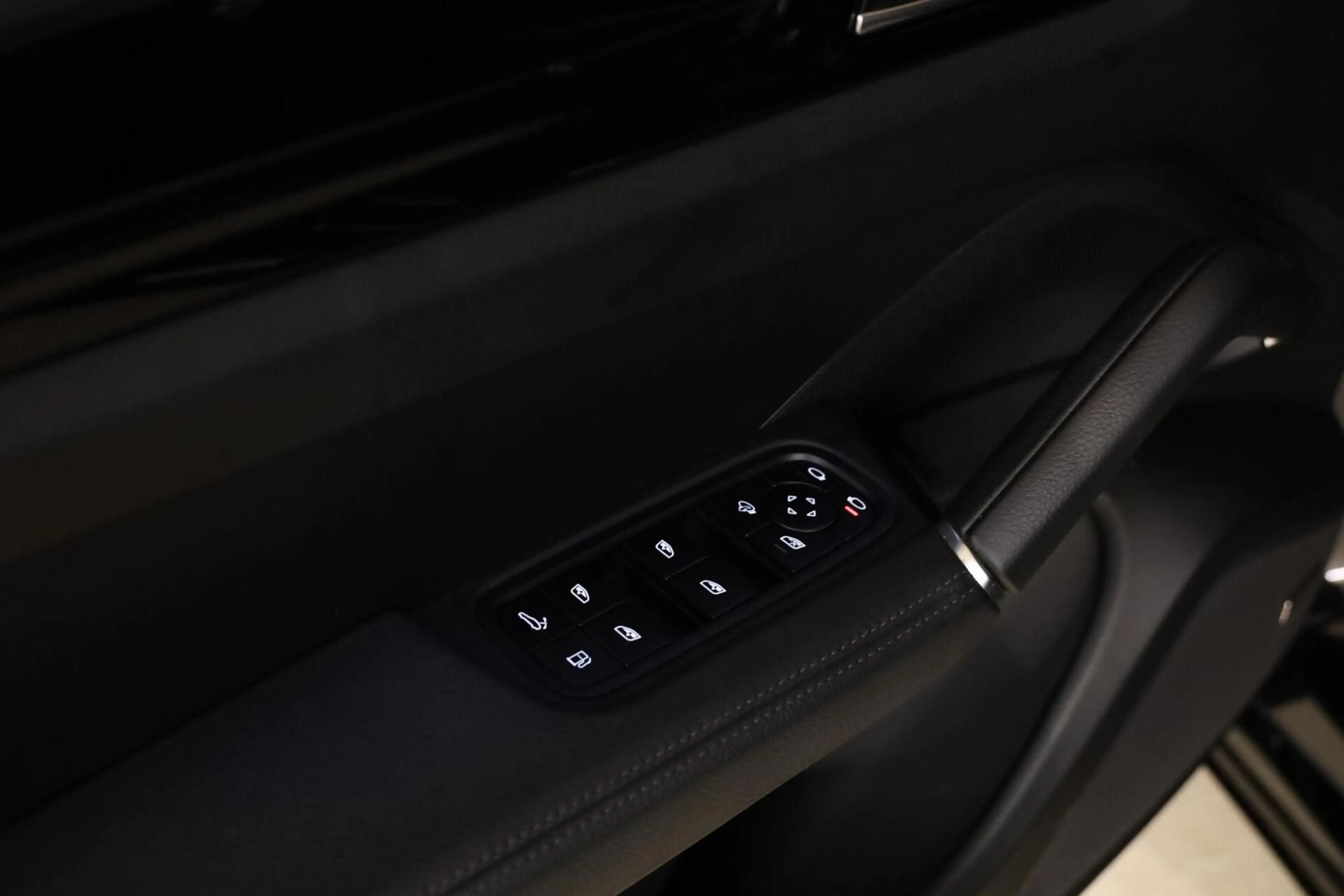Porsche Cayenne Coupé 3.0 E-Hybrid Platinum|Pano|Chrono|Bose| — photo 43