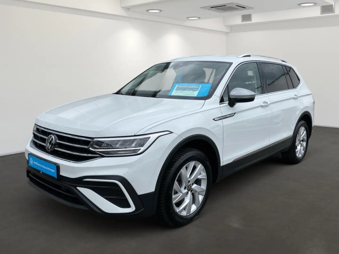 Volkswagen Tiguan 1.5 TSI Life DSG 7 Sitze AHK LED NAVI Weiß - 1