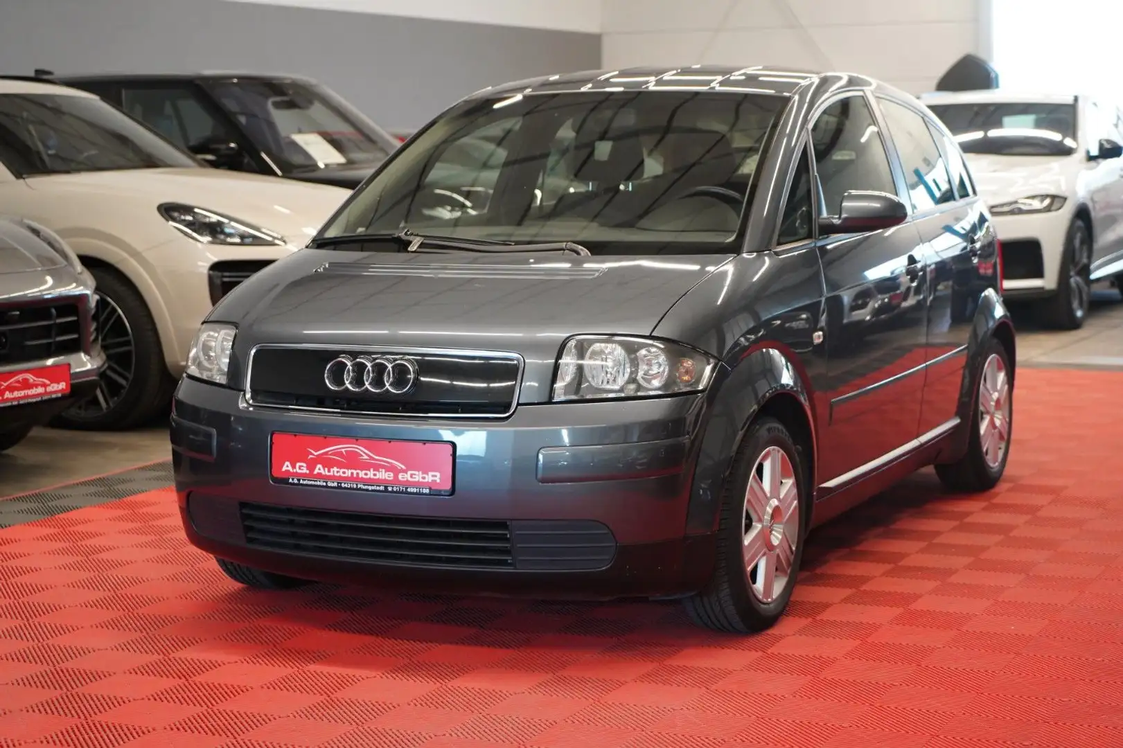 Audi A2 1.4 *2.Hand*Klimaautomatik*8Fach Grau - 1