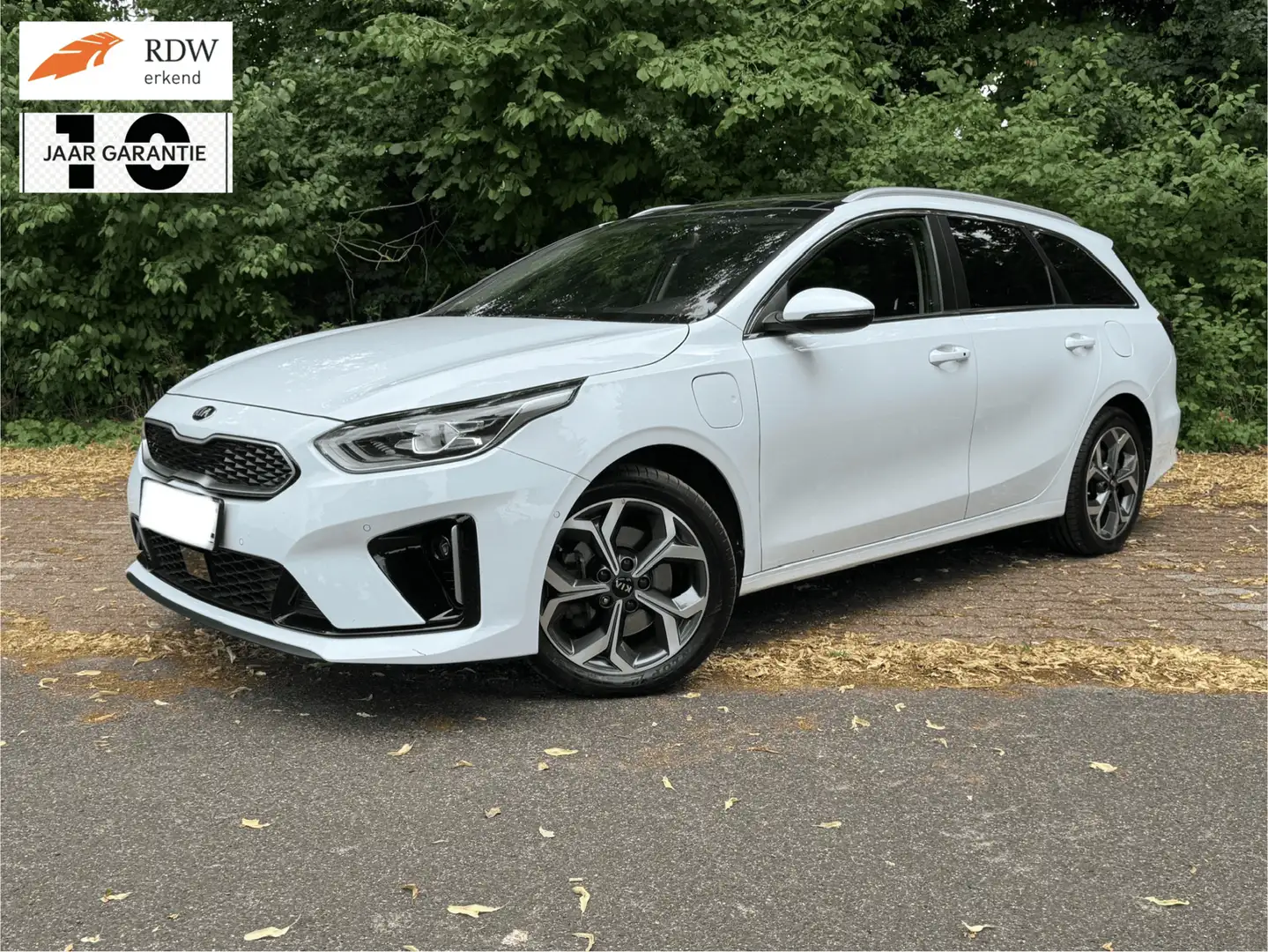 Kia Ceed SW / cee'd SW Sportswagon PHEV ExecutiveLine l PANODAK l TREHKAA Wit - 1