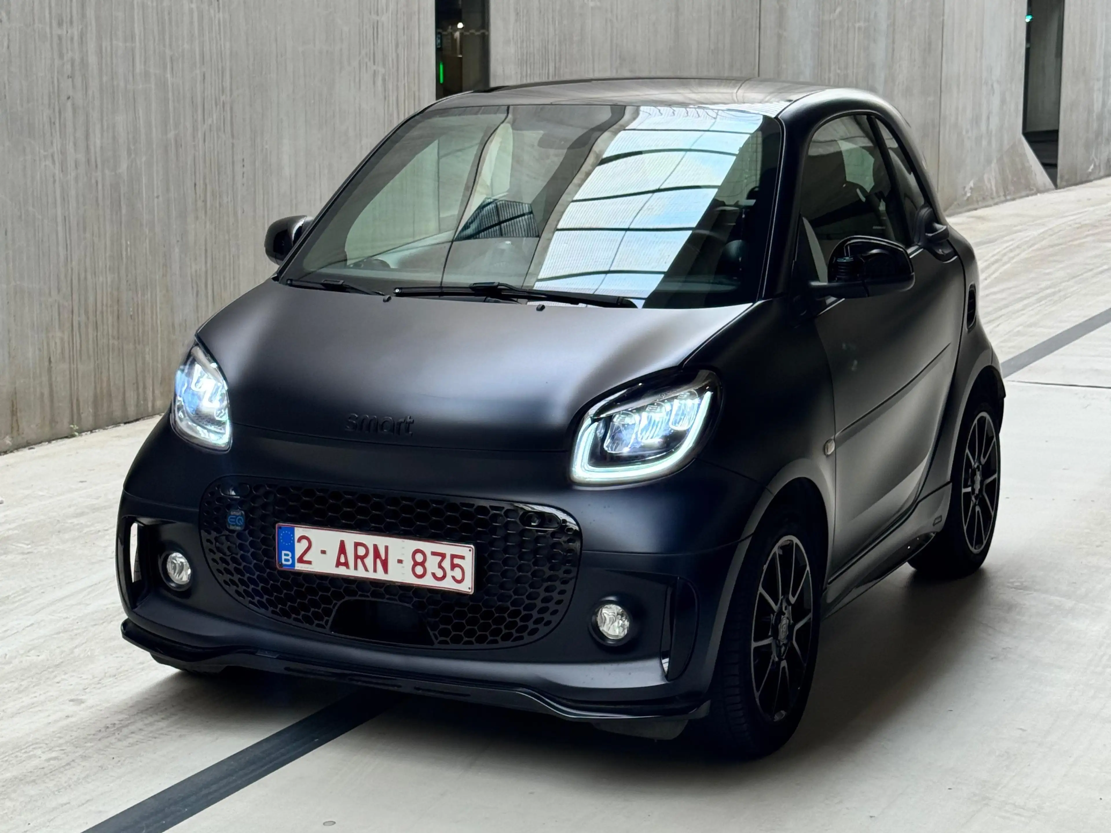 smart forTwo Fortwo Coupe Brabus Eq 17.6 kWh EQ Brabus Style (EU6.2) — photo 5