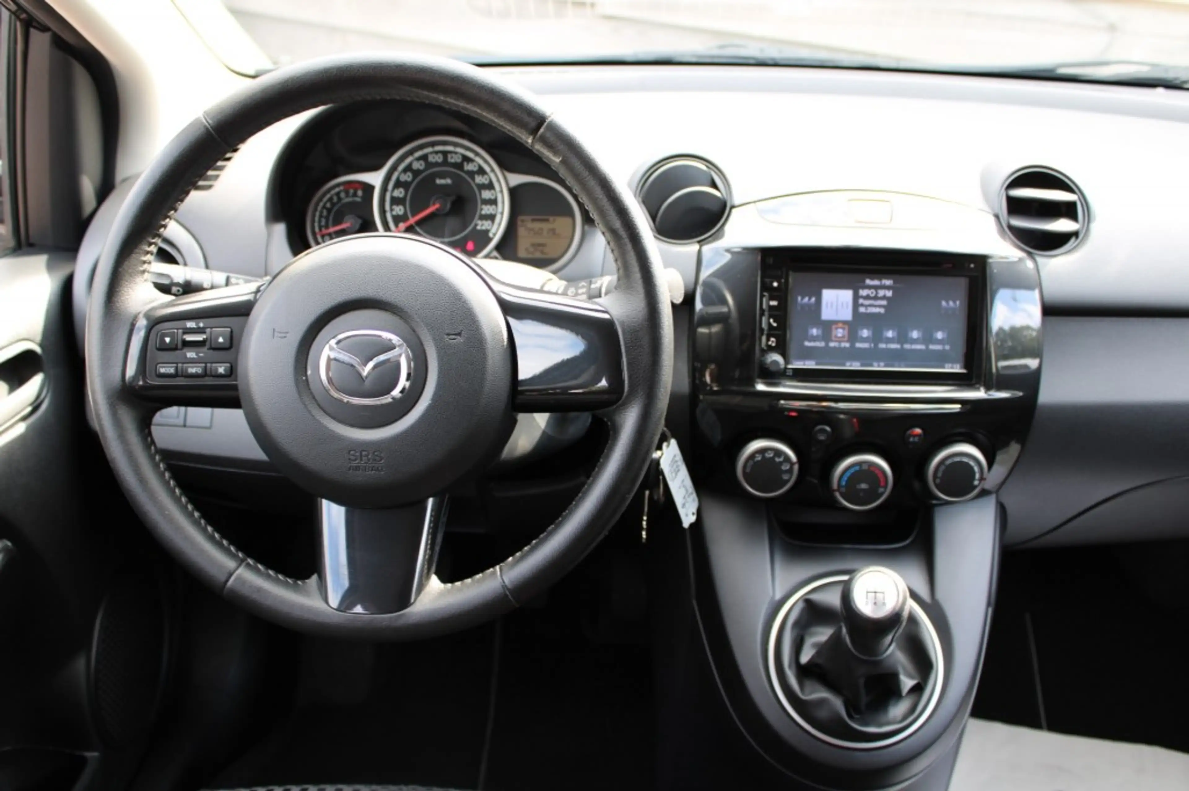 Mazda 2 1.3 Silver Edition 84pk. airco/navi/cruise/bluetoo — photo 11
