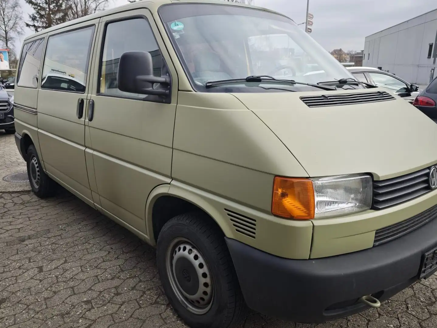 Volkswagen T4 Transporter 7DJ1R2/WL1 Amarillo - 2