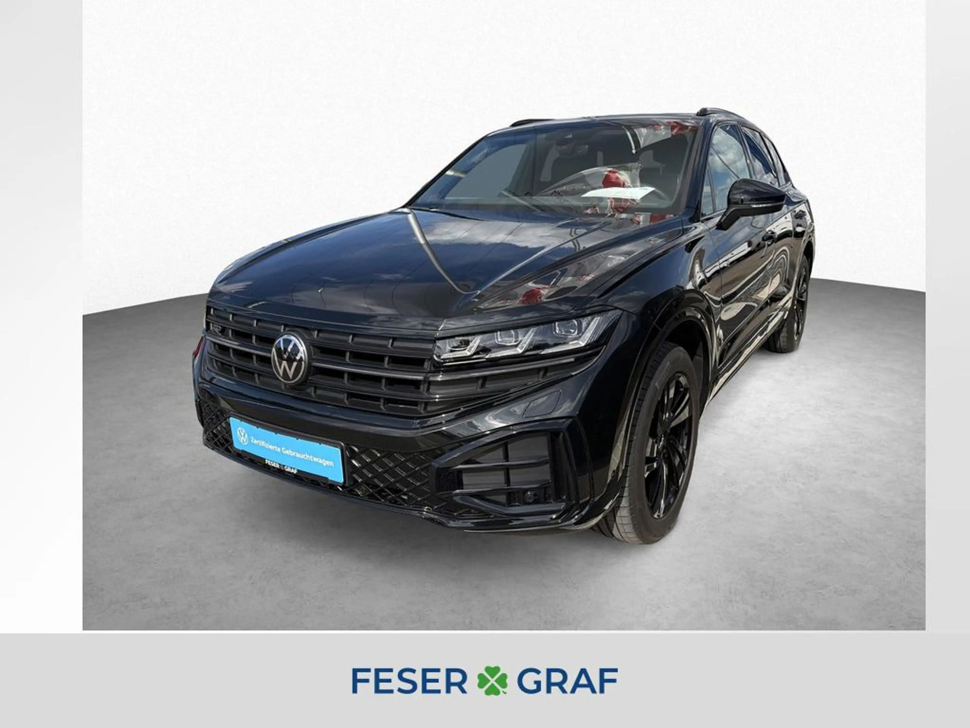 Volkswagen Touareg R-Line 3.0 TDI 4MOTION BLACK AHK PANO
