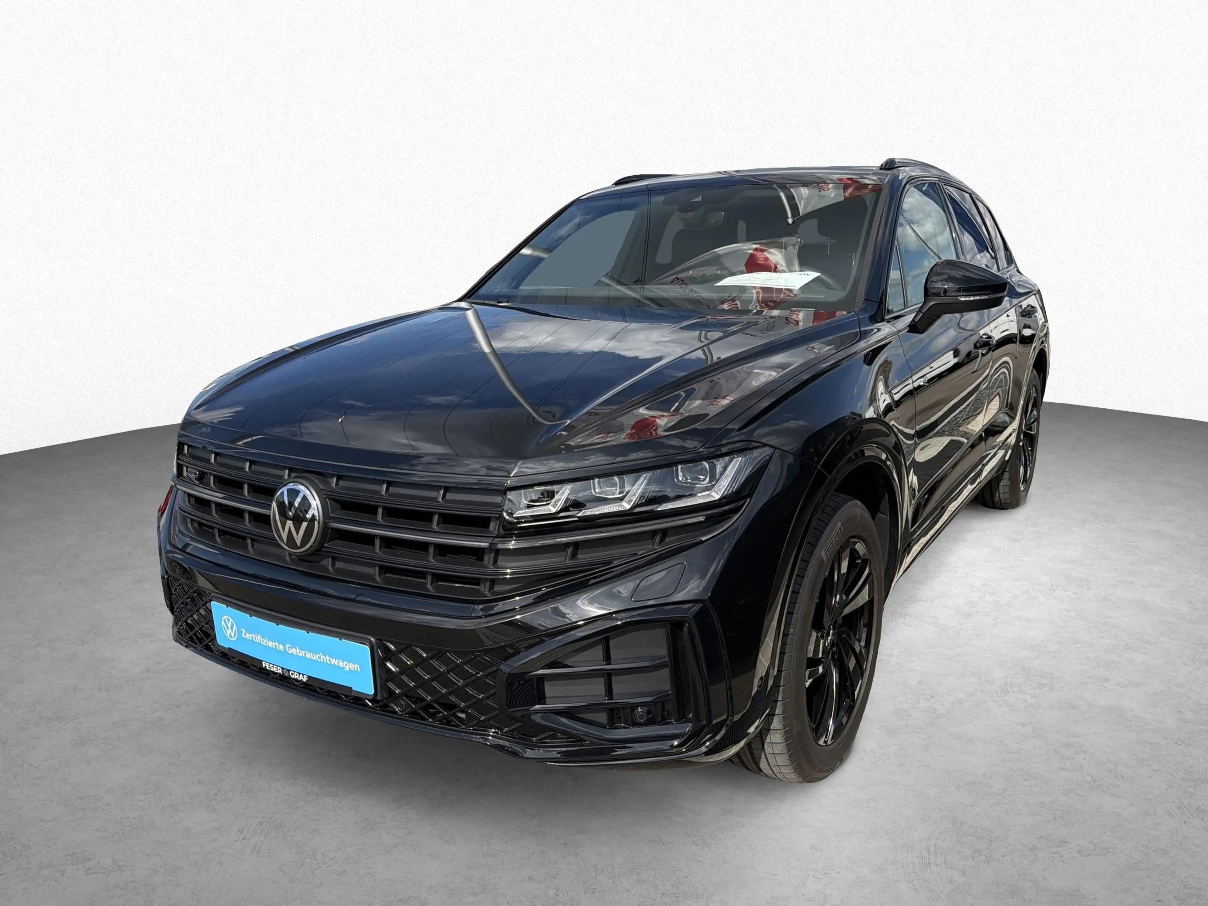 Volkswagen Touareg R-Line 3.0 TDI 4MOTION BLACK AHK PANO — photo 11