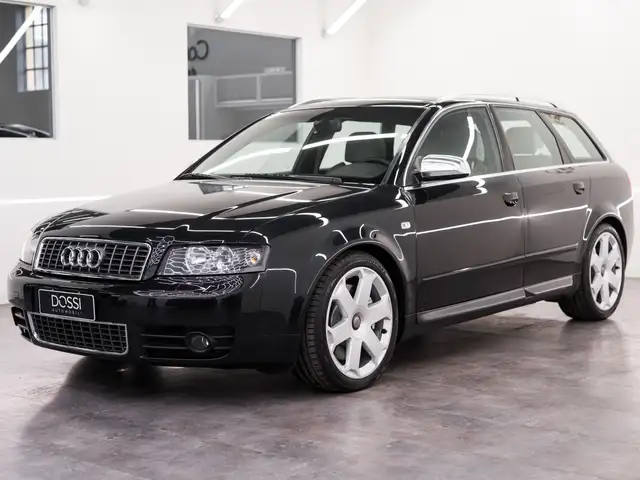 Audi S4 A4 SW 4.2 V8 quattro MANUALE