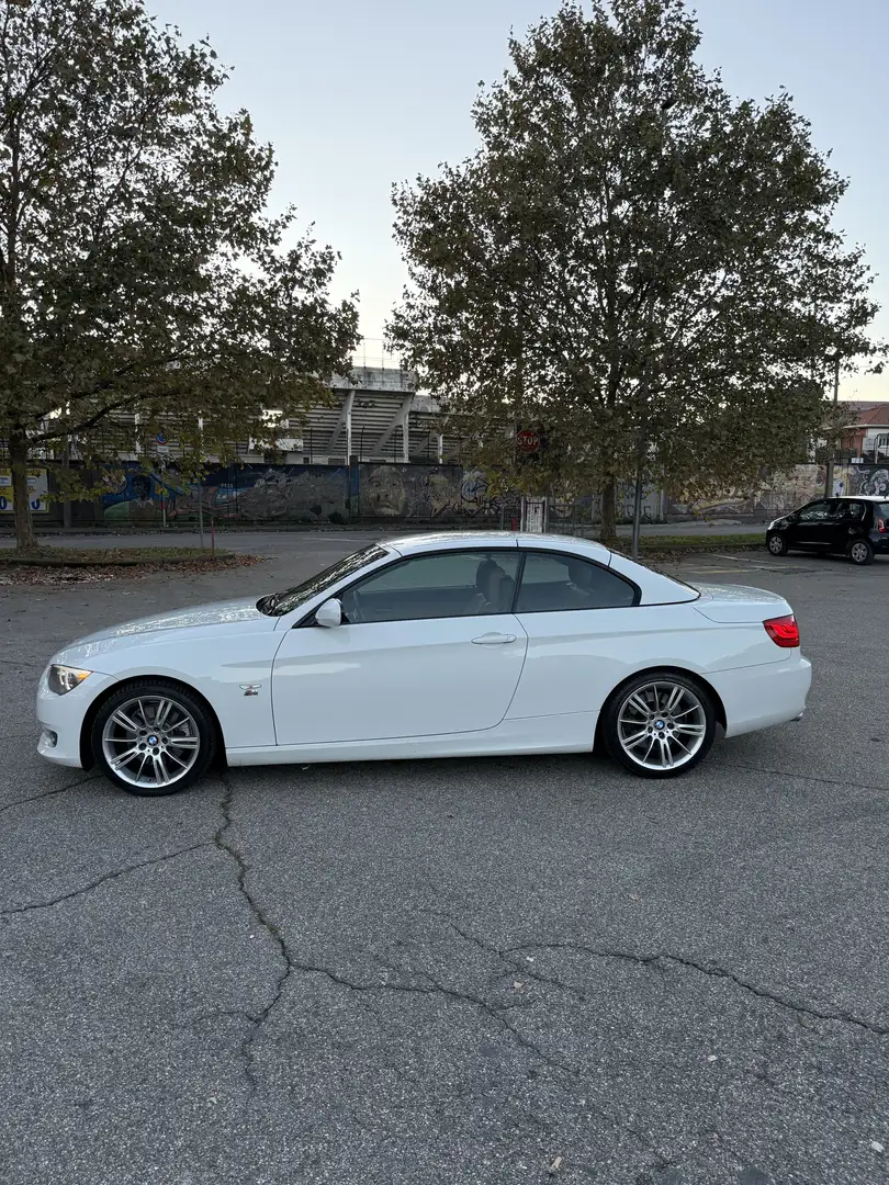 BMW 325 325d Cabrio Futura 204cv Bianco - 1