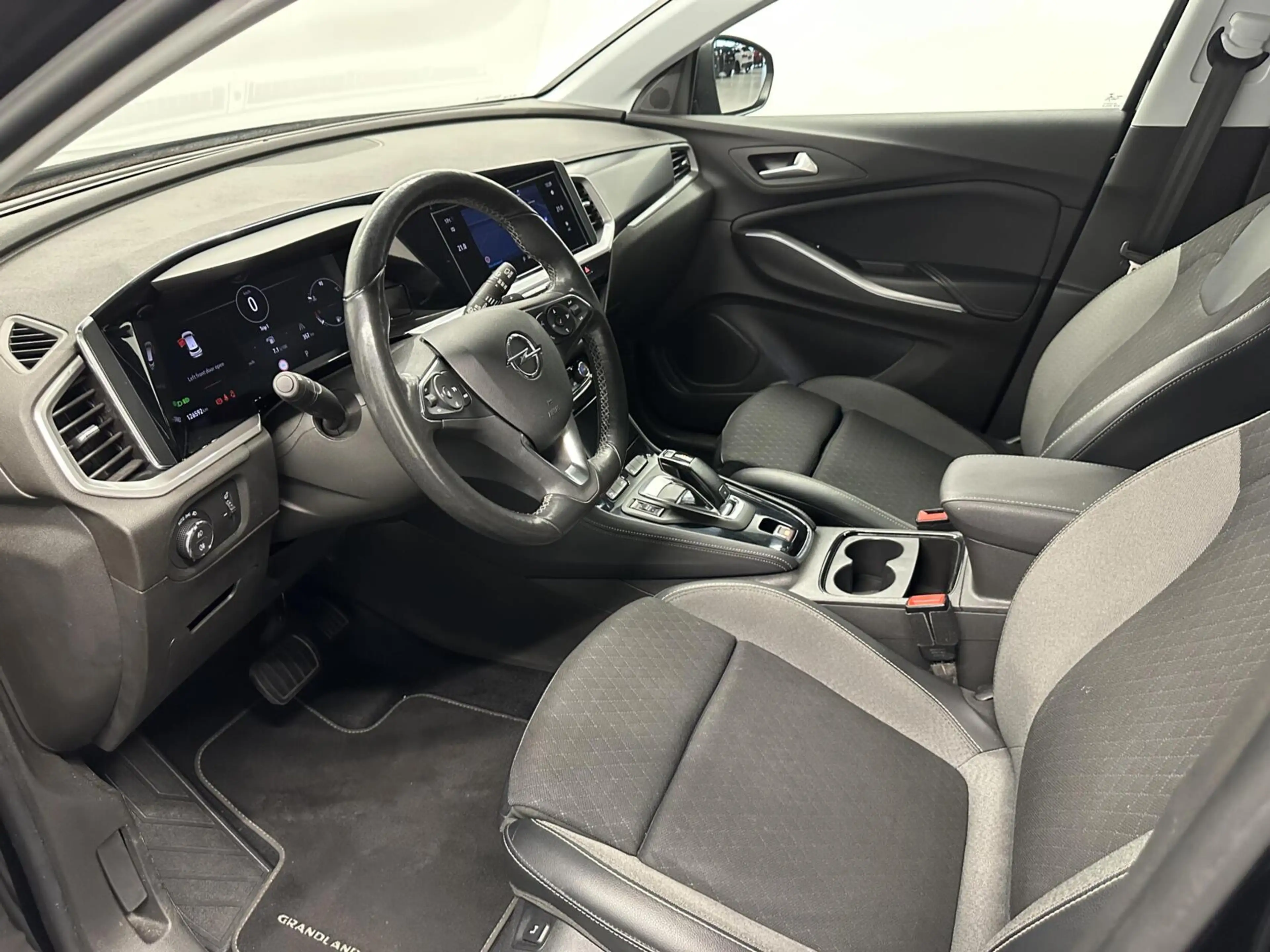 Opel Grandland 1.2 Turbo Business Elegance TREKHAAK CAMERA CARPLA — photo 16