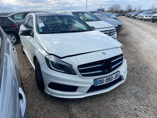 Mercedes-Benz A 200 CDi 136 4Matic Fascination / DQ093