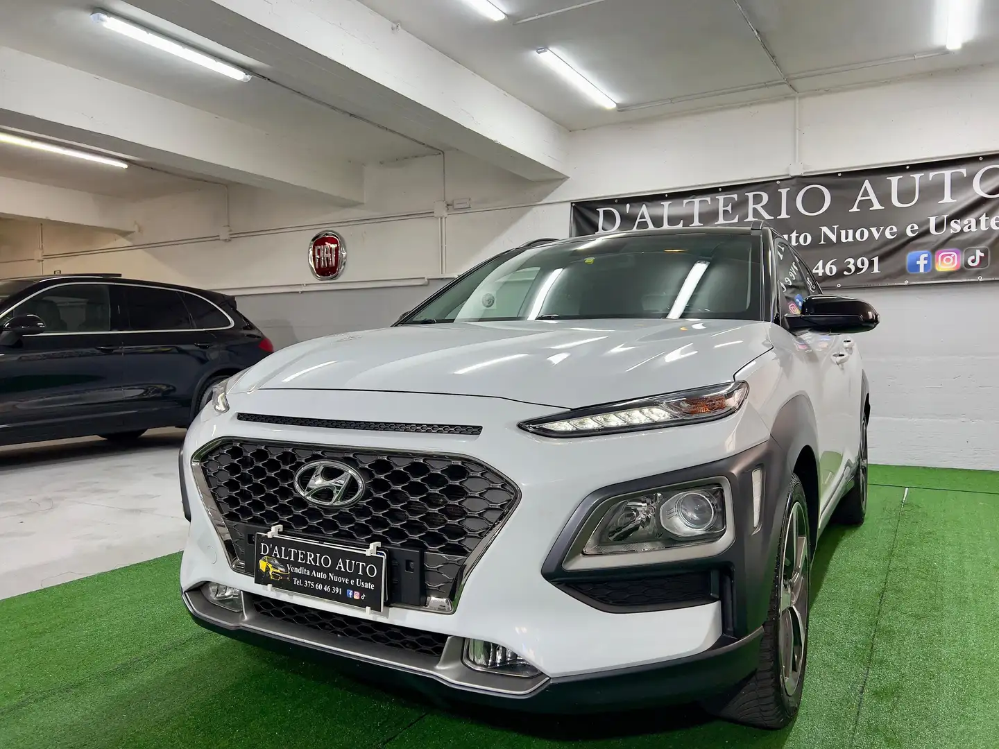 Hyundai KONA Kona 1.6 crdi Style Premium Pack 2wd 115cv Bianco - 1