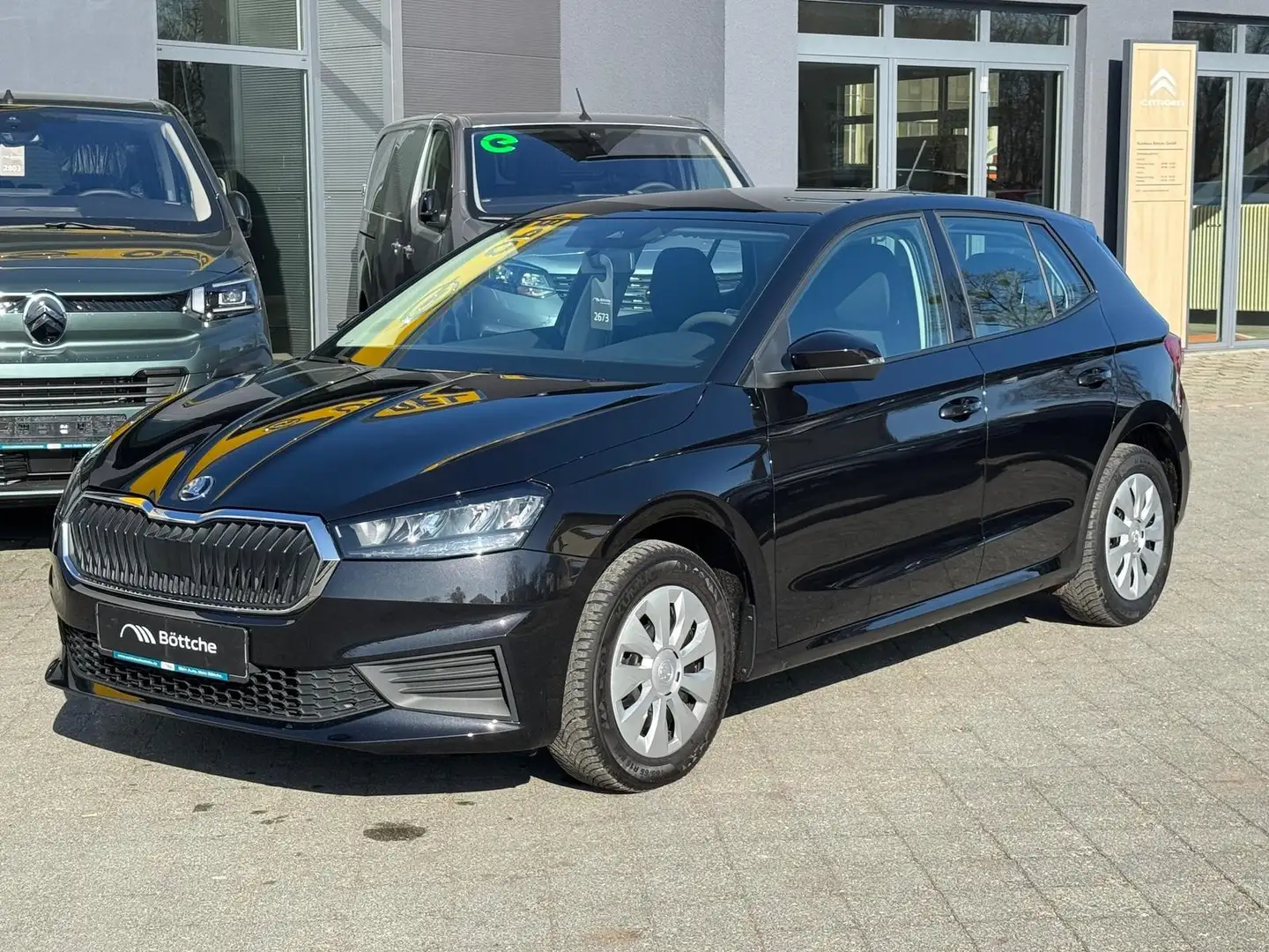 Skoda Fabia 1.0 Active *SHZ*KLIMA*PDC*BLUETOOTH* Zwart - 2