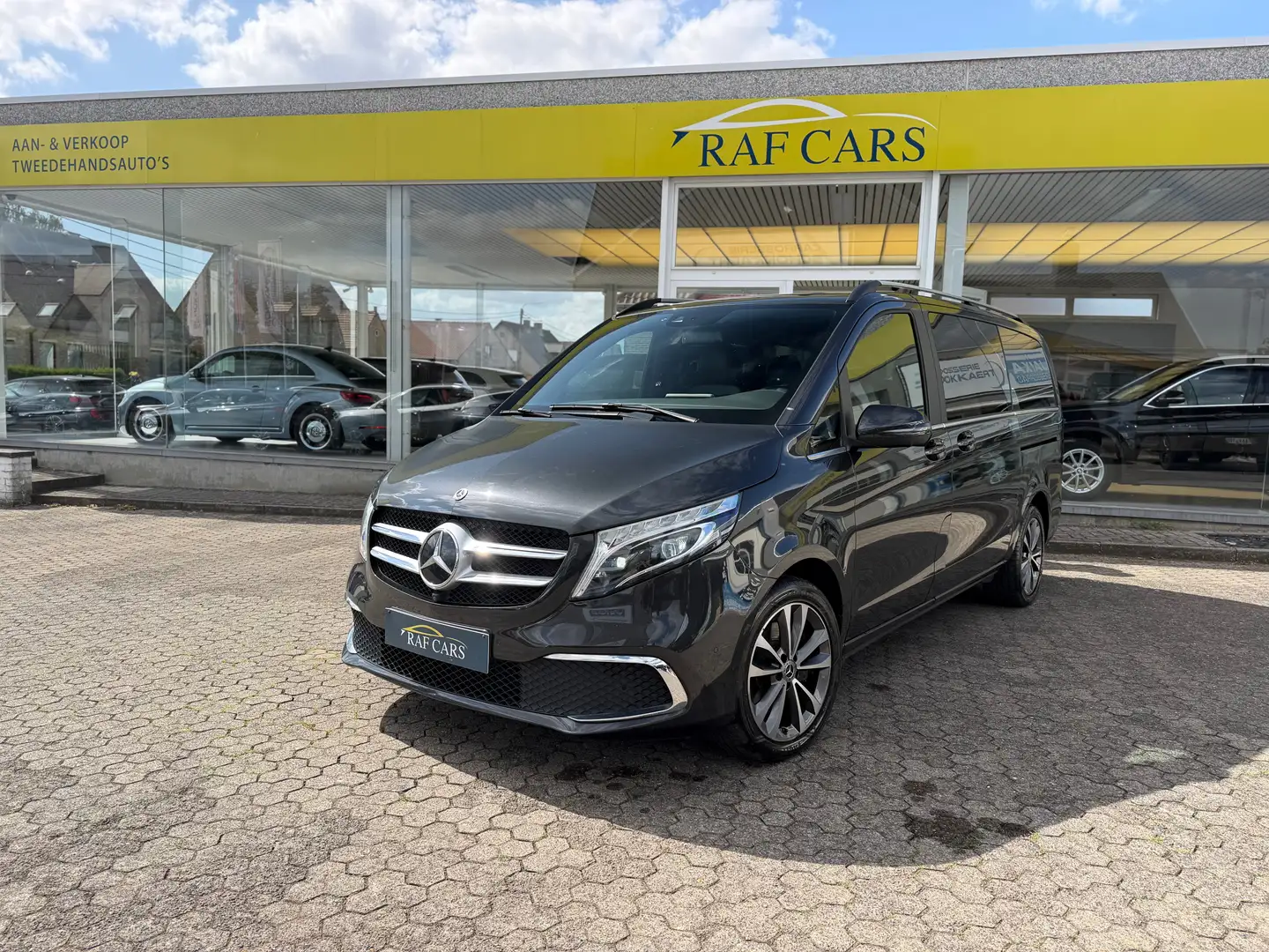 MERCEDES-BENZ Clasa V