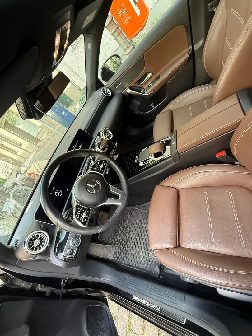 Mercedes-Benz 250 Black - 1