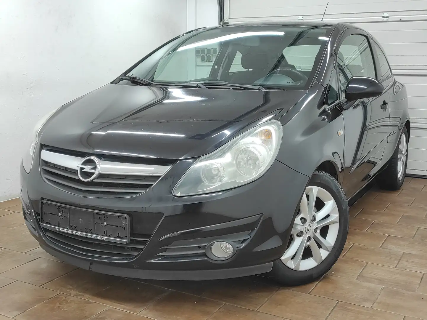 Opel Corsa D 1.7 CDTI *TÜV 11-26* KLIMA CD MP3 SERVO Sport Schwarz - 1