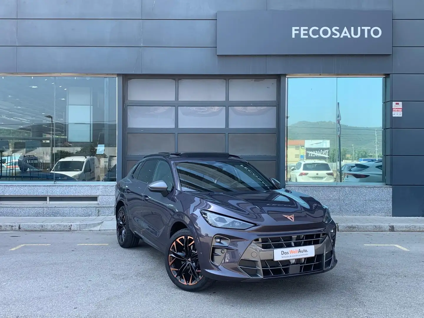 CUPRA Terramar 1.5 TSI e-Hybrid VZ 200kW DSG Burdeos - 1