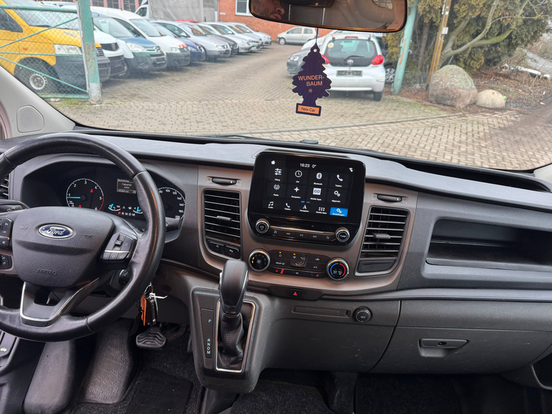Ford Transit Custom 300 L2 Trend — photo 8