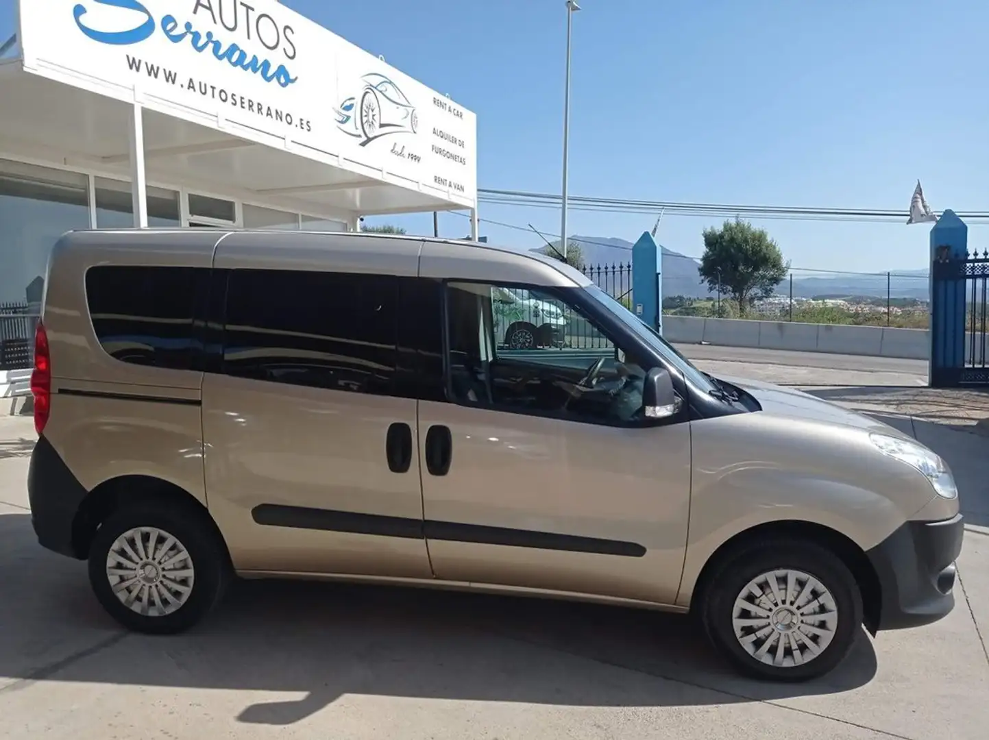 Fiat Doblo 1.3 MJT 90CV Bruin - 2