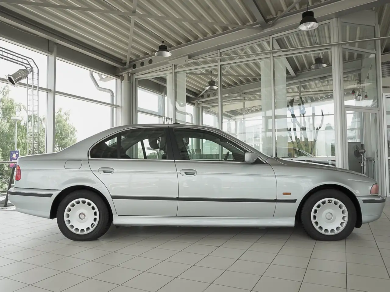 BMW 520i KLIMAAUTOMATIK/SOMMERREIFEN NEU/33 T KM, foto 6