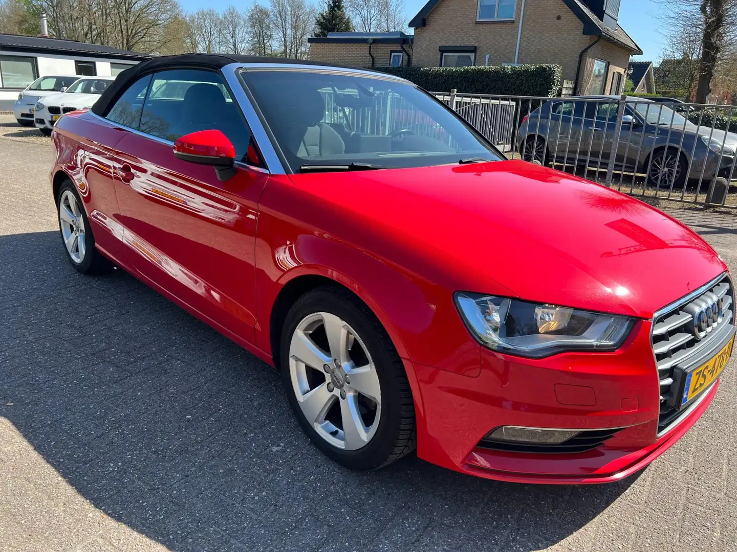 Audi A3 Cabriolet 1.4 TFSI Ambition Pro Line Plus ECC NAVI Rood - 2