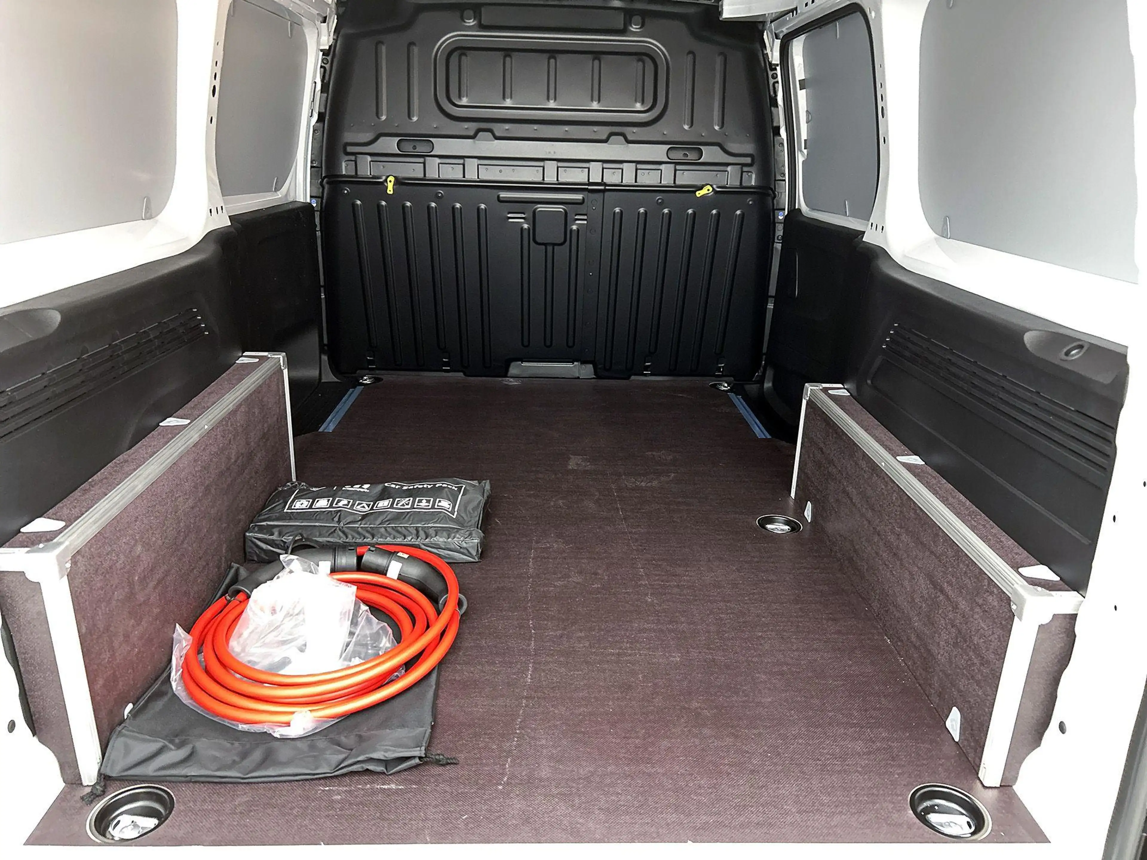 Peugeot Partner e-Partner 136 L2 50 kWh | DEMO | Navigatie | Camer — photo 12
