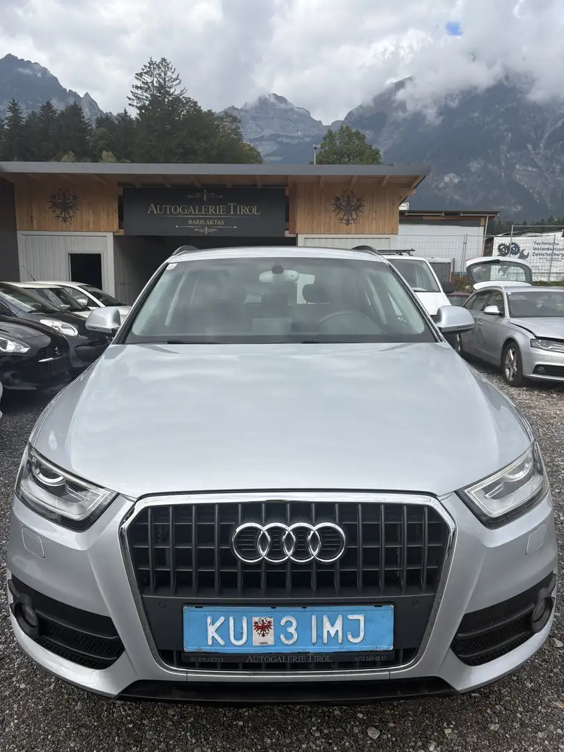 Audi Q3 2,0 TDI Style DPF Grau - 2