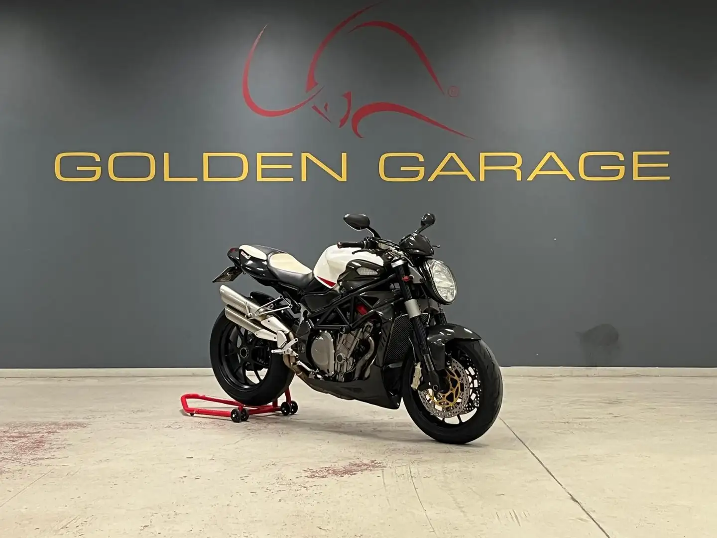 MV Agusta Brutale 910 Bianco - 1