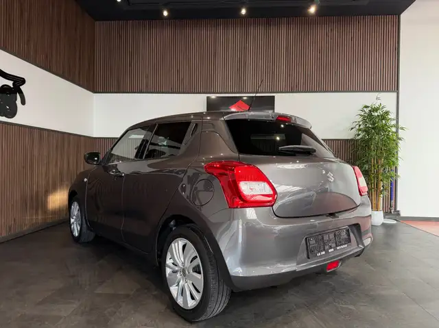 Suzuki Swift view 4