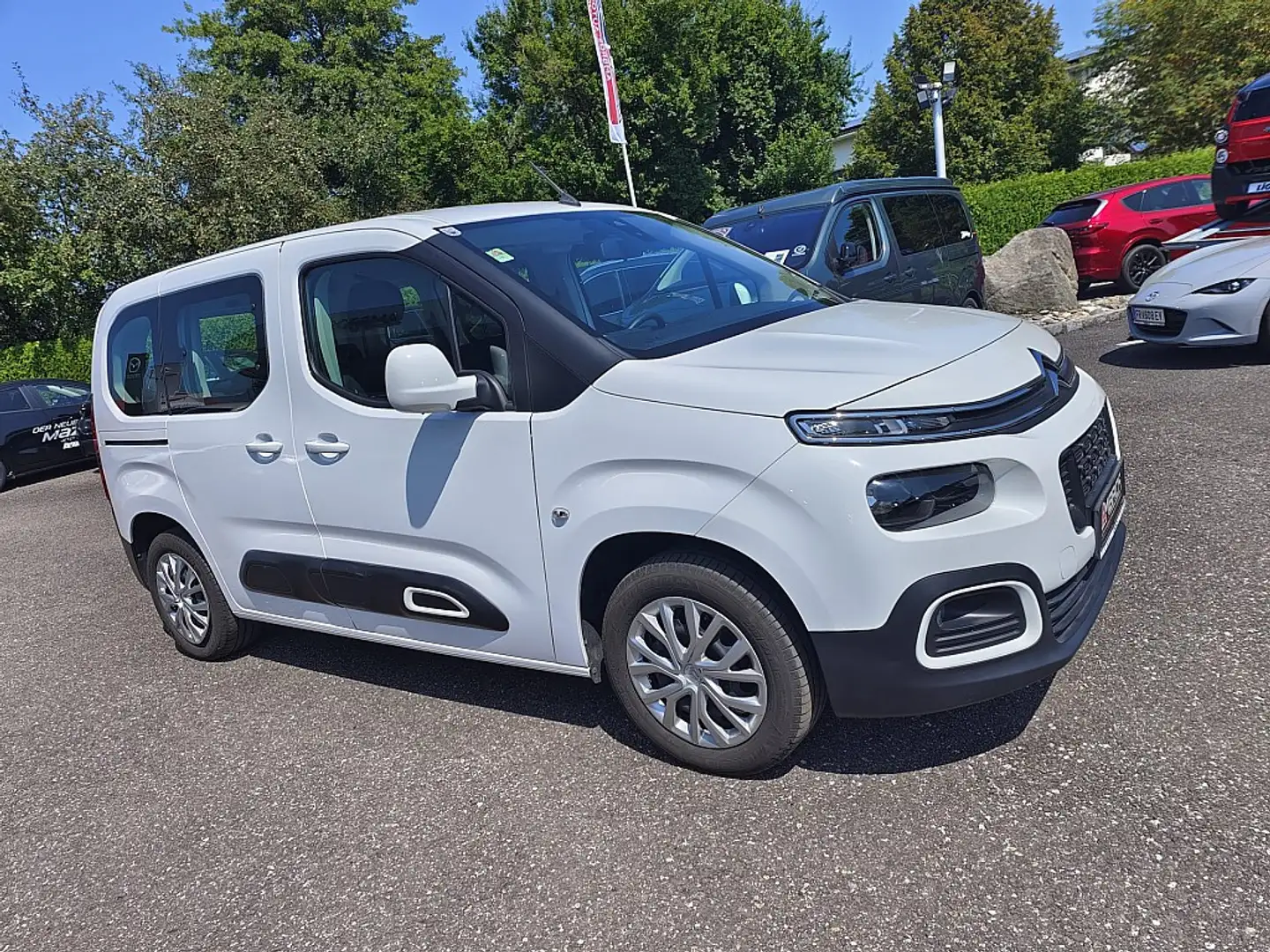 Citroen Berlingo BlueHDI Diesel LIVE Blanc - 1
