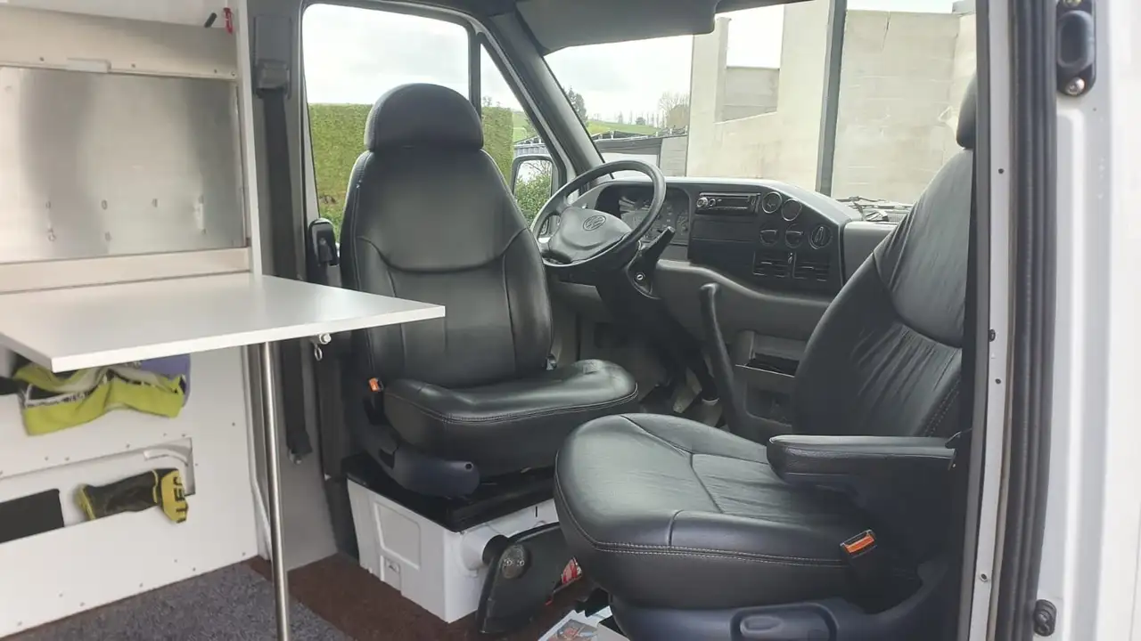 Volkswagen LT 35 TDI 2DH132 - UMBAU RALLY-SERVICE, foto 3