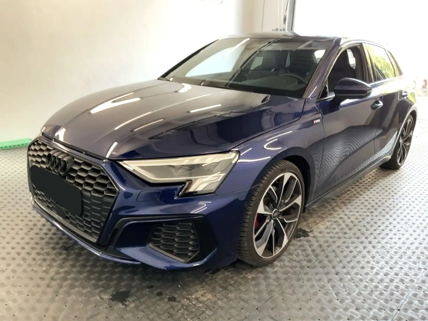 Audi A3 Sportback S-LINE 35TFSI DSG B&O+NAVI+APP+LED+GRA+1 Blau - 2