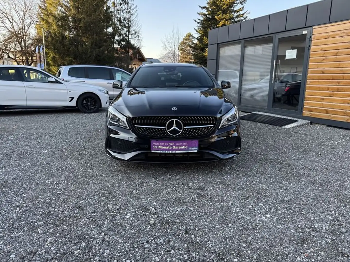 Mercedes-Benz CLA 200 d 4MATIC Aut. AMG-Line PANO/HARMAN-KARDON Schwarz - 2