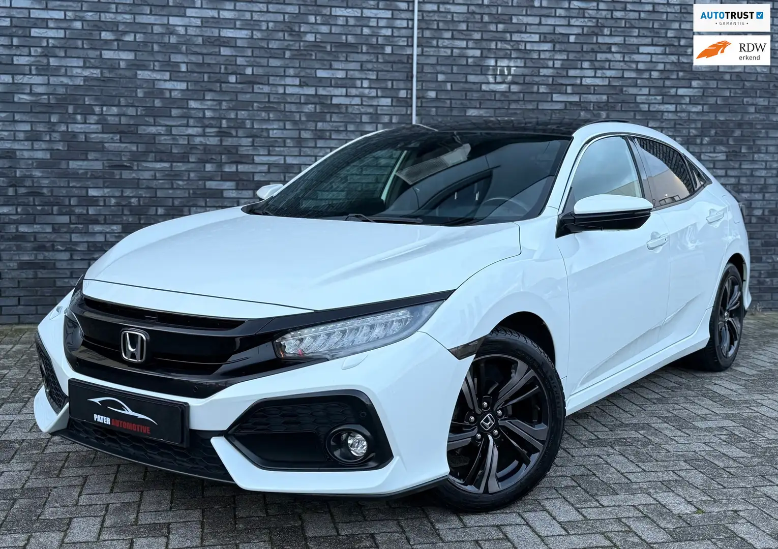 Honda Civic 1.0 i-VTEC Premium Pano|Camera|LKAS|ACC|BLIS|Carpl Weiß - 1