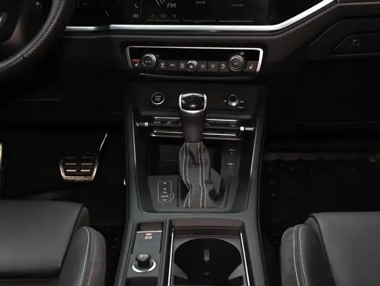 Audi Q3 fotografie Audi Q3