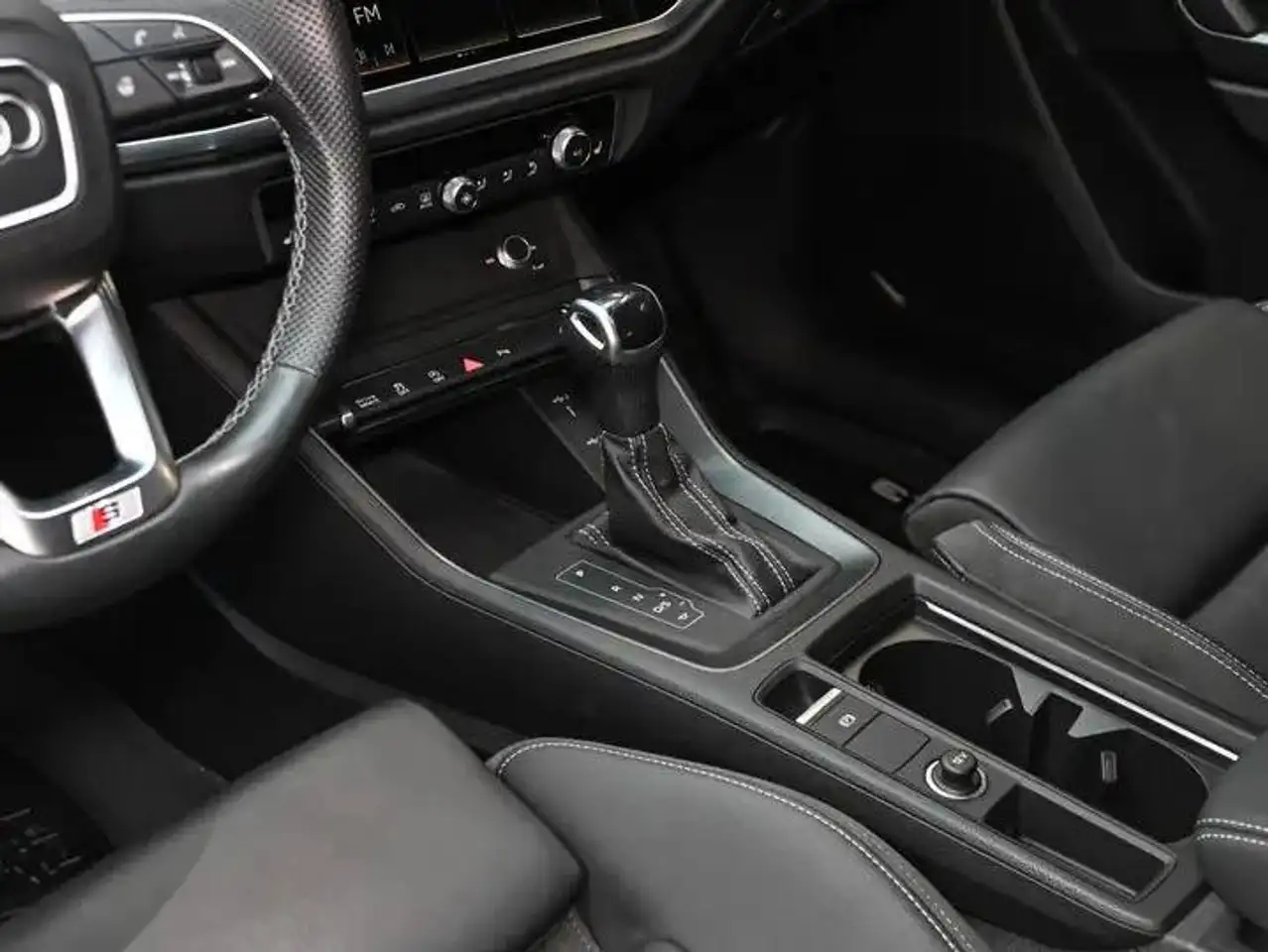 Audi Q3 fotografie Audi Q3