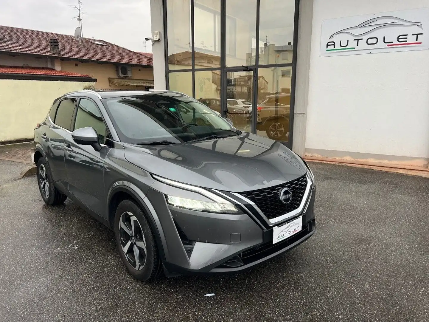 Nissan Qashqai MHEV 140 CV Tekna Gris - 1