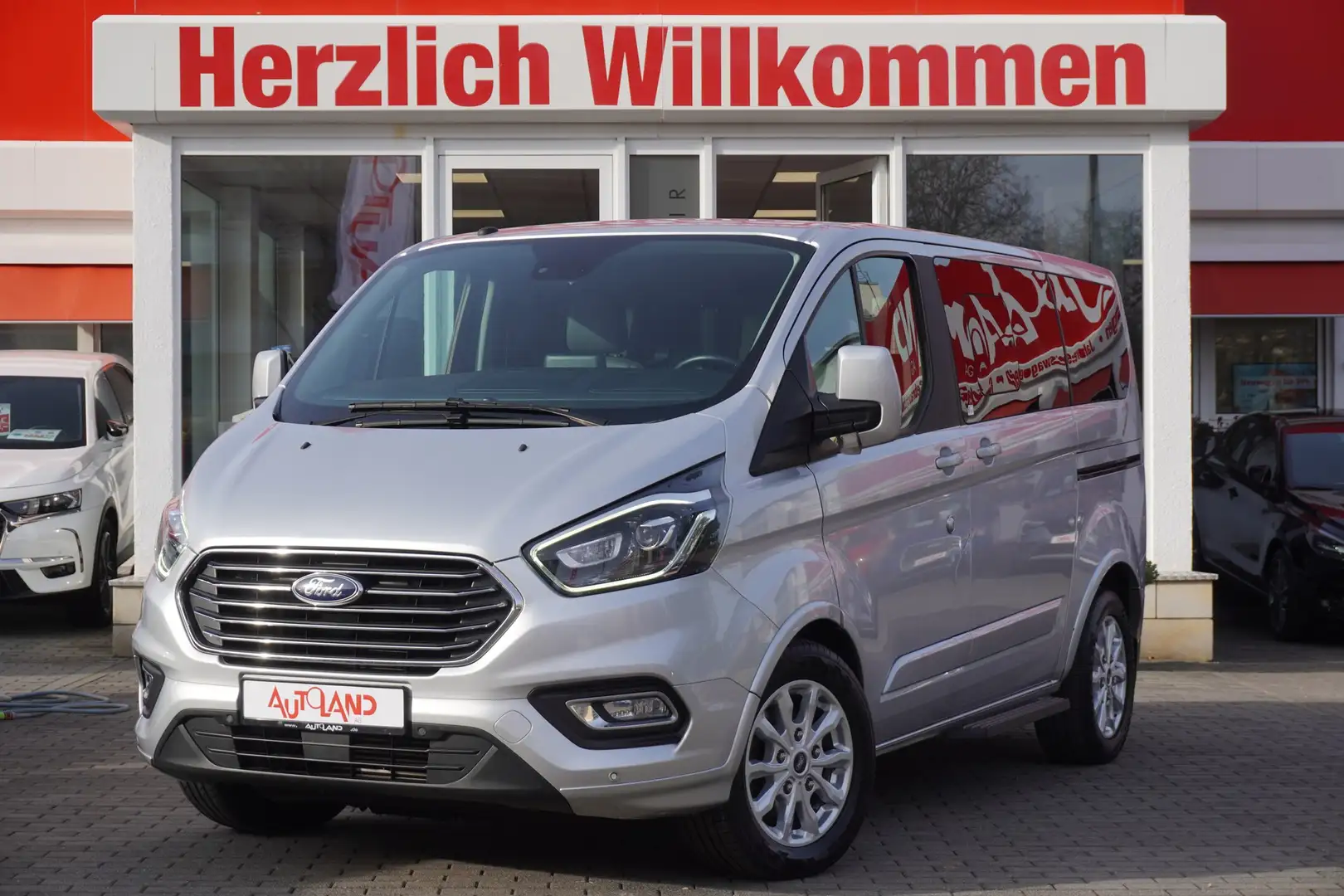 Ford Tourneo Custom Kombi 2.0 TDCi 310 Bi-Xenon AHK Argento - 2
