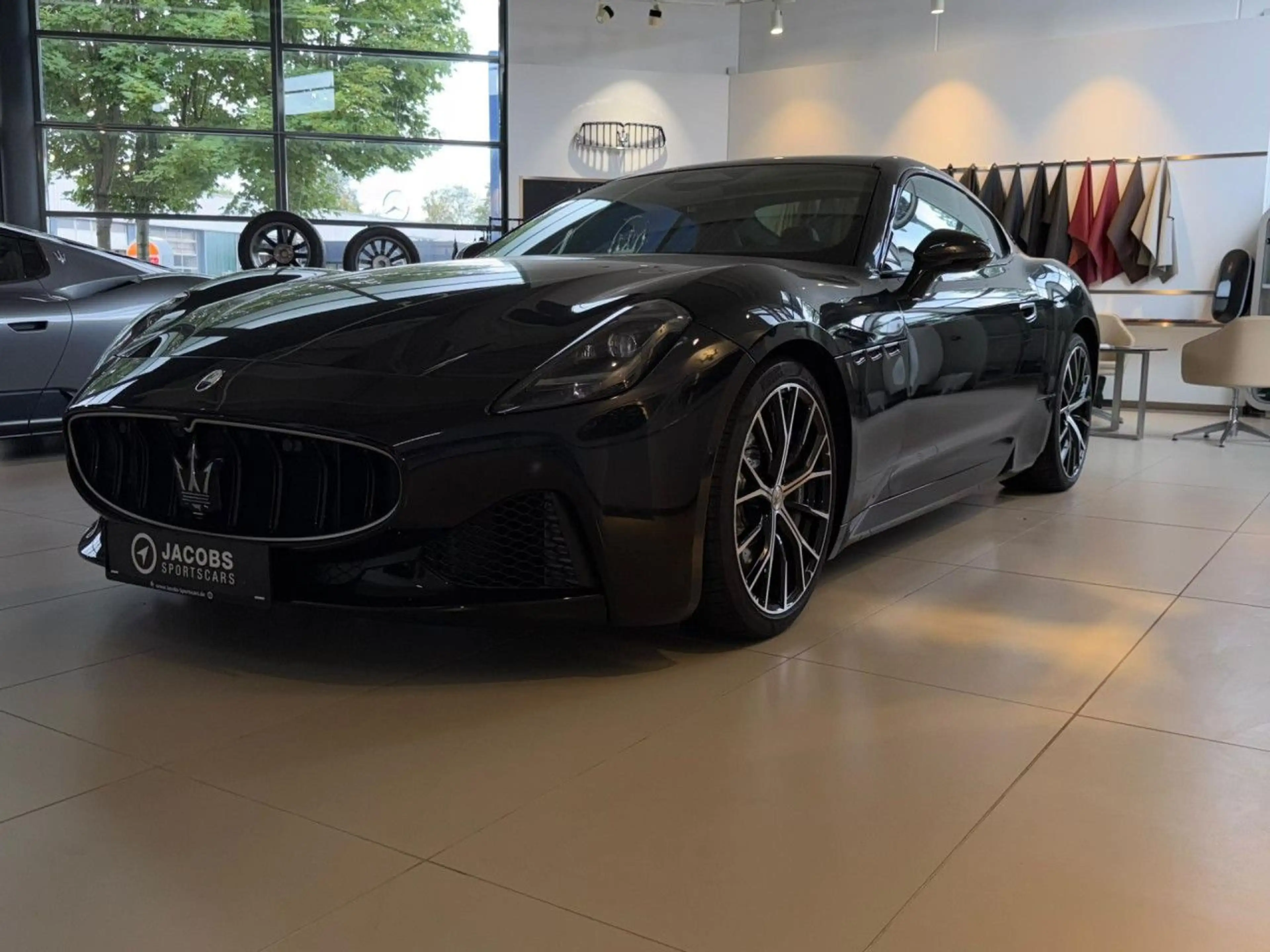 Maserati GranTurismo Bluetooth Navi LED Vollleder — photo 3