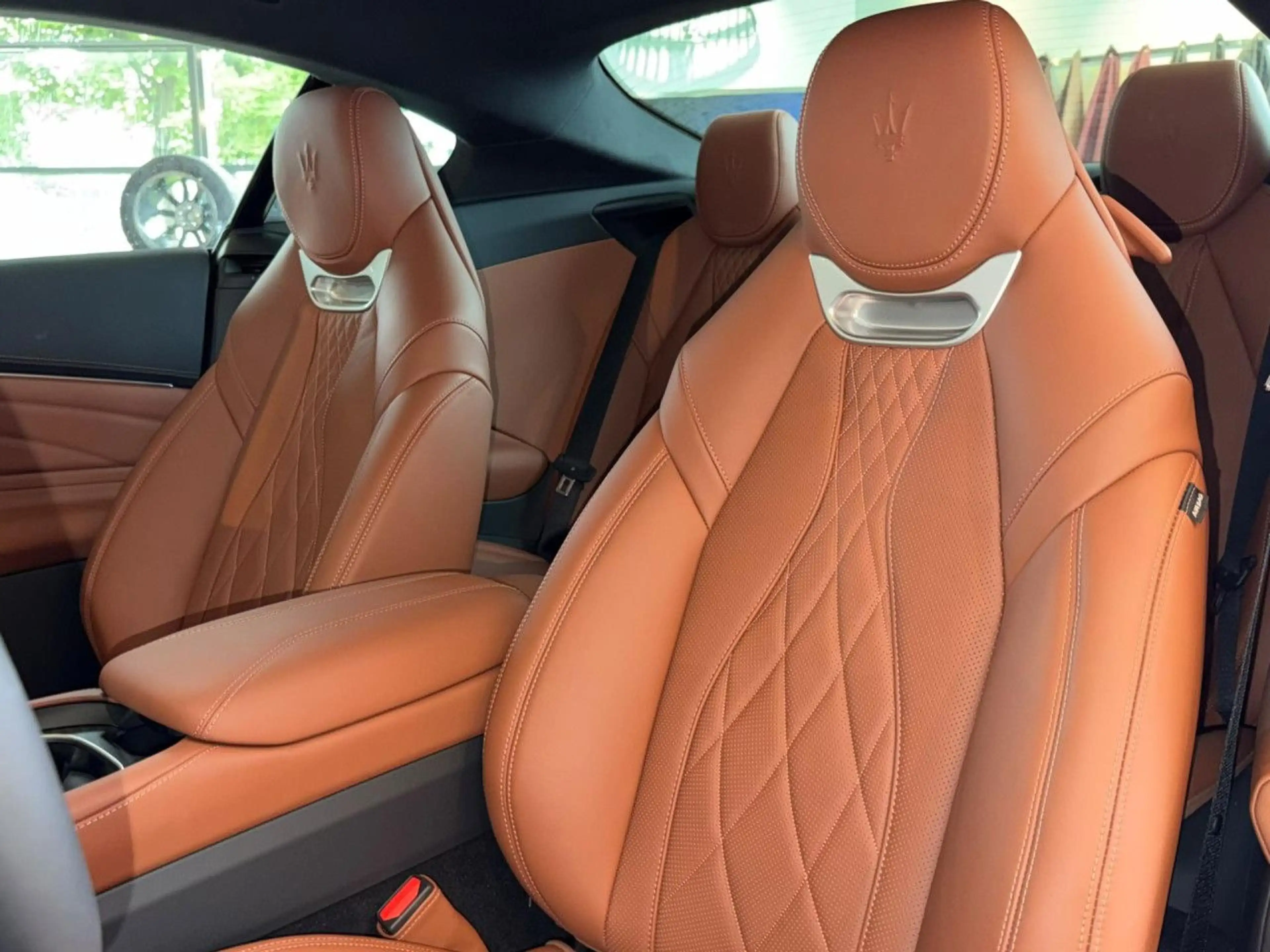 Maserati GranTurismo Bluetooth Navi LED Vollleder — photo 8