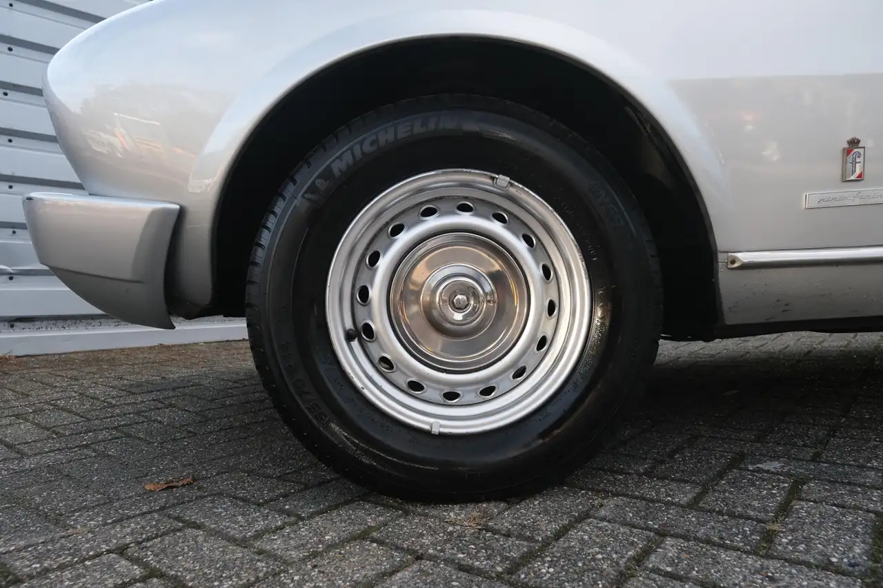 Peugeot 504 2.0 Coupé Inj., foto 10