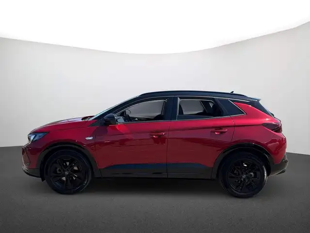 Opel Grandland view 5