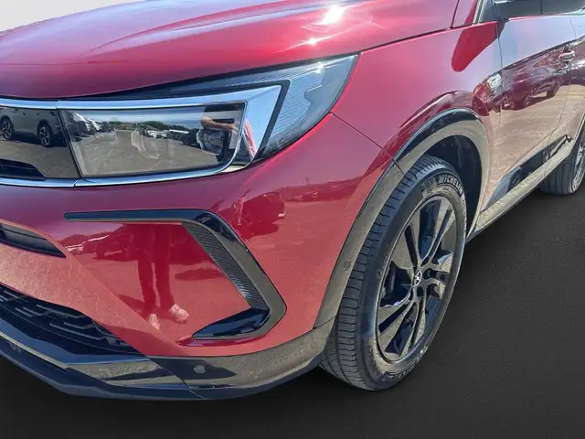 Opel Grandland view 11