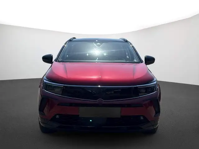 Opel Grandland view 3