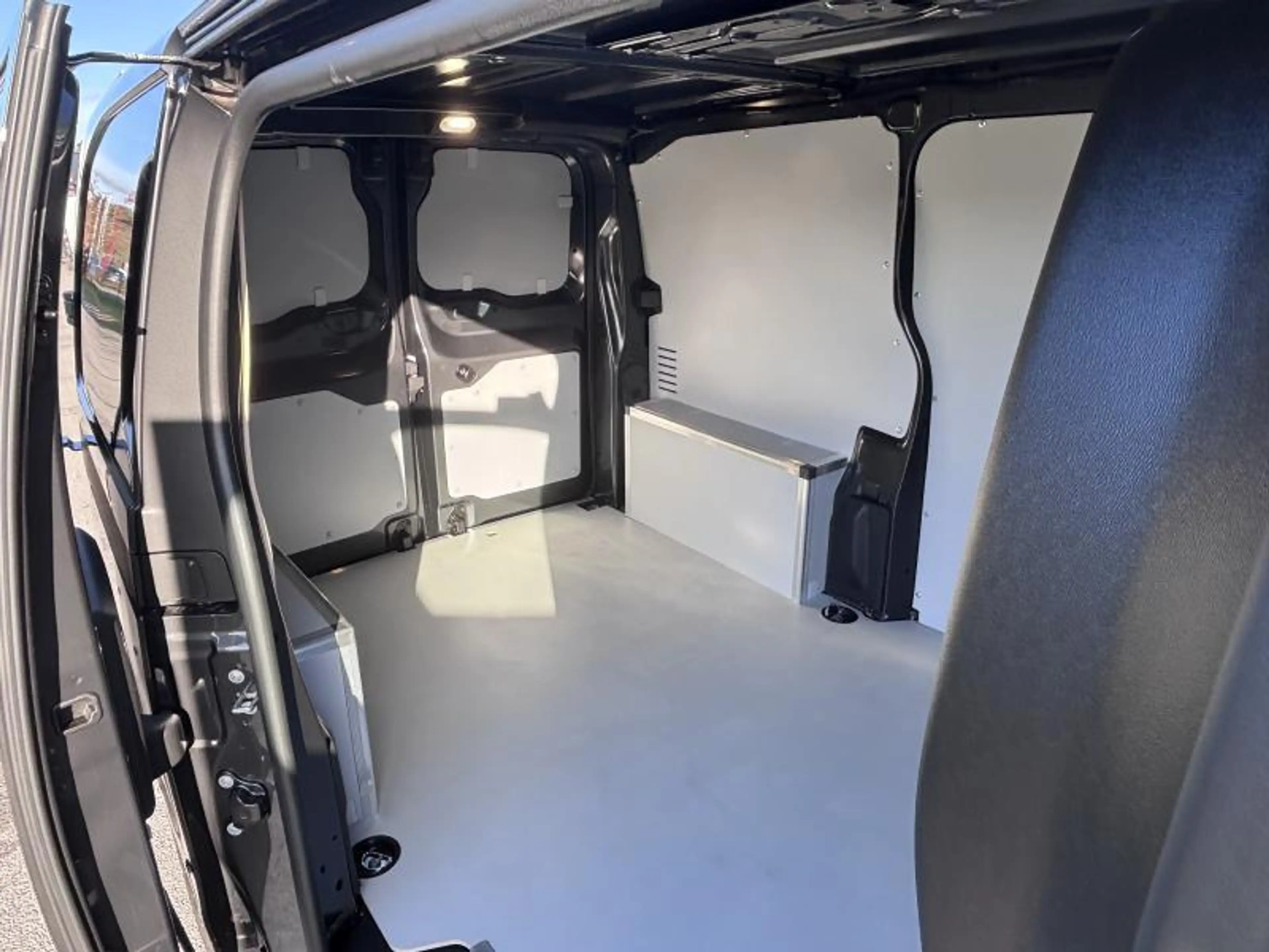 Citroen Jumpy Taille M / 150 ch / EAT8 — photo 7