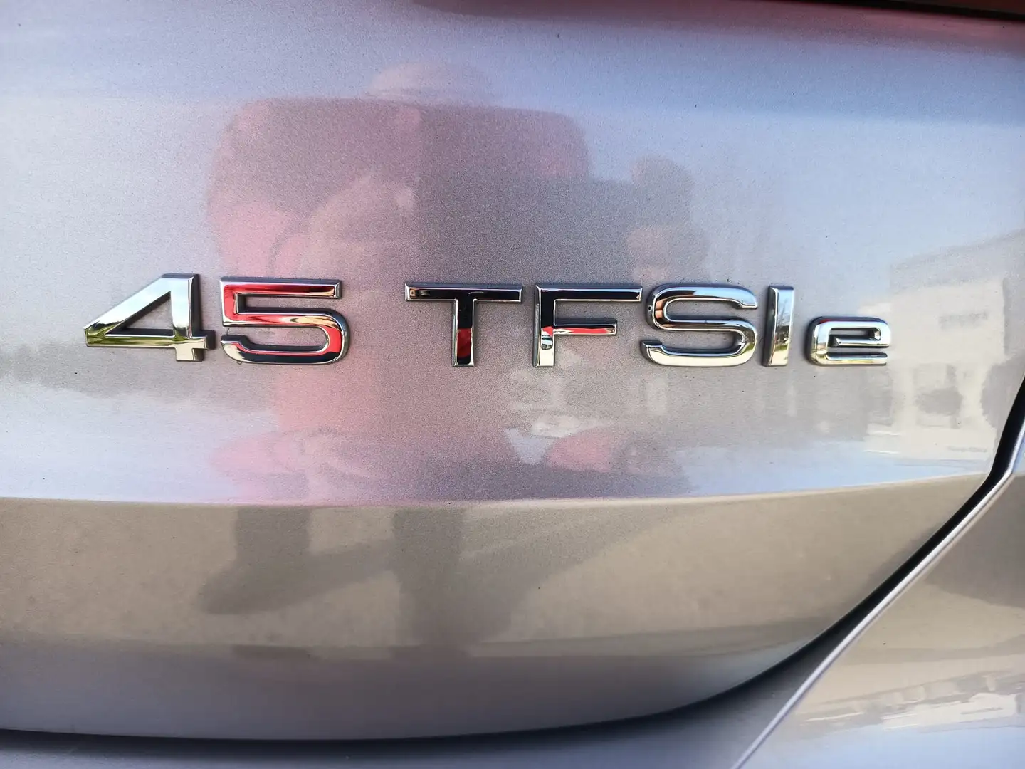 Audi Q3 Q3 Sportback 45 TFSIe S line S-tronic S line Plateado - 2