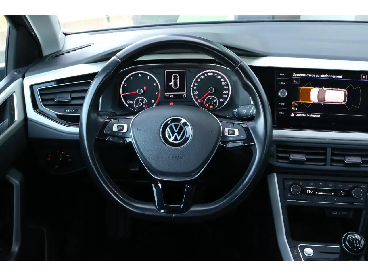 Volkswagen Polo Citadine 5 portes — photo 17