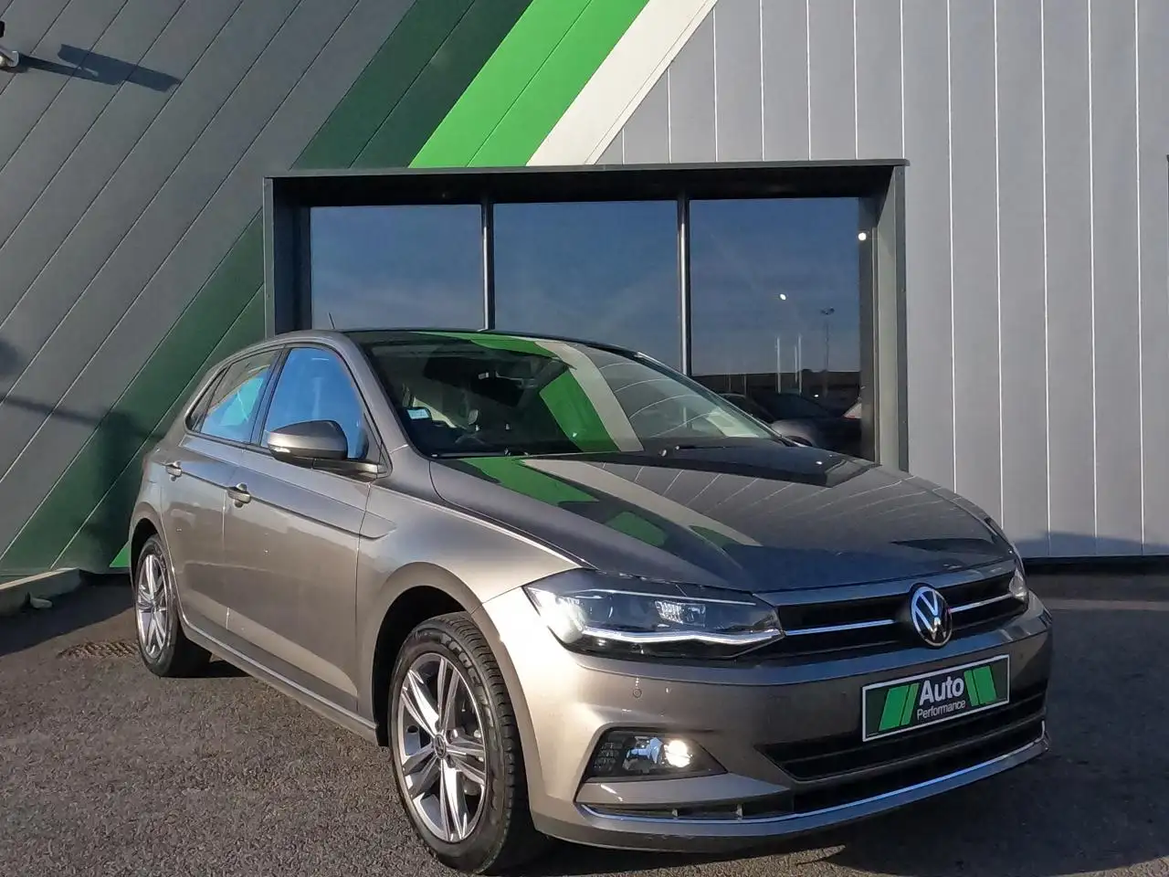 Volkswagen Polo Citadine 5 portes — photo 3