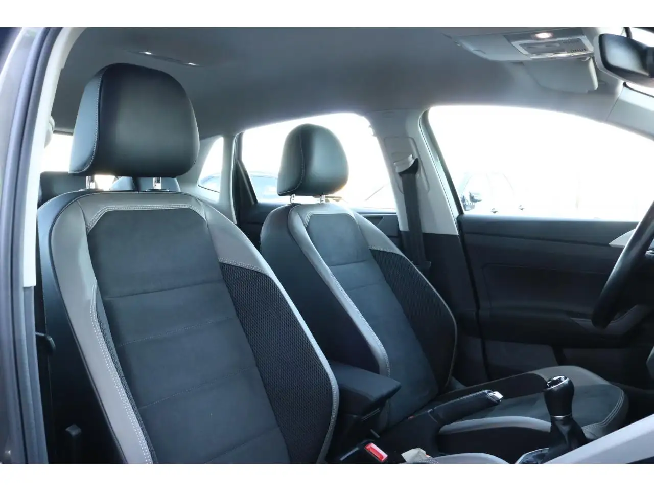 Volkswagen Polo Citadine 5 portes — photo 13