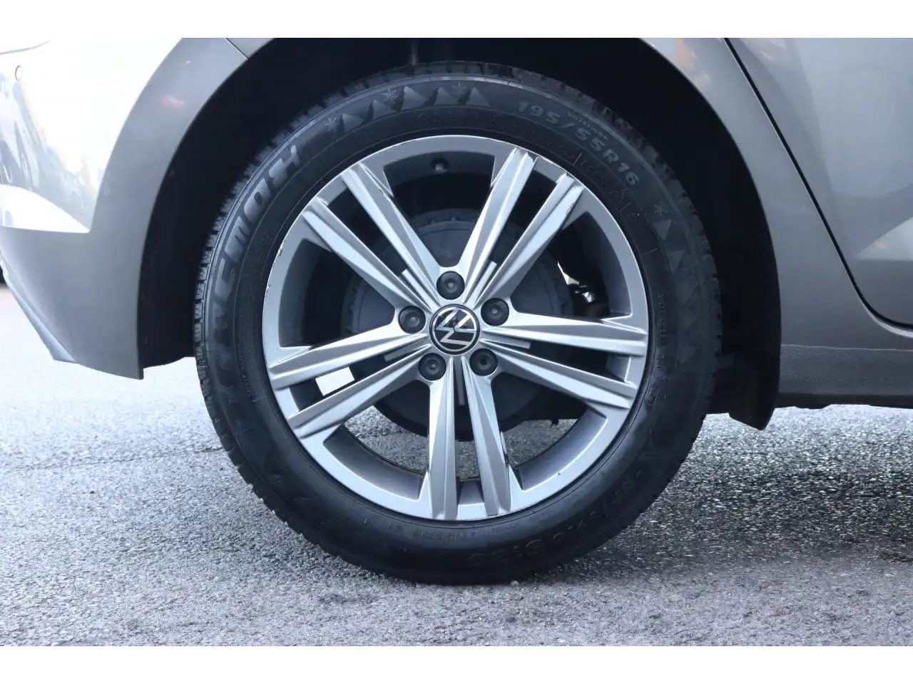 Volkswagen Polo Citadine 5 portes — photo 31