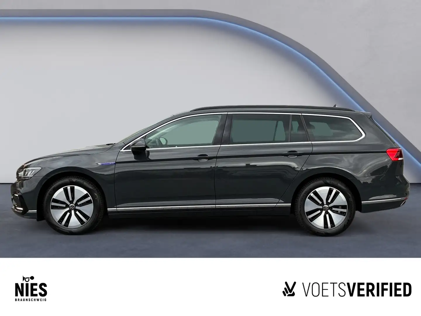 Volkswagen Passat Variant GTE 1.4 eTSI DSG NAVI+STANDHZG+LED Grijs - 2